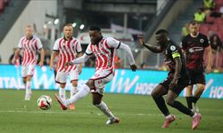 Samsunspor sezona galibiyetle başladı: Gençlerbirliği’ni 2-1 mağlup etti