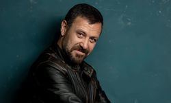 Nejat İşler Hayranıyla Fotoğraf Çektirdi, Sosyal Medyada Gündem Oldu