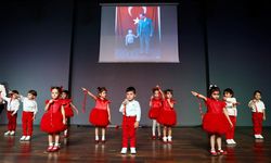 Didim’de minik yüreklerden cumhuriyet coşkusu