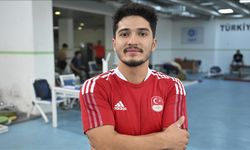 Milli halterci Muhammed Furkan Özbek, dünya şampiyonu oldu