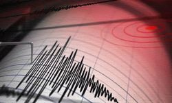4.4 şiddetinde deprem oldu! İstanbul, İzmir ve Balıkesir salandı