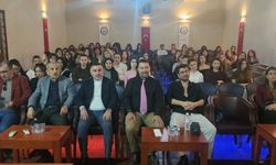 Güzellik hizmetleri öğrencilerine yönelik farkındalık semineri