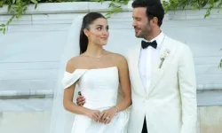 Hande Erçel ile Barış Arduç'dan Üzen Haber! 'Aşk Ve Gözyaşı' Dizisi Final Yapıyor