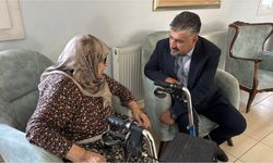 Müdür Kömürcüoğlu, Söke Hilmi Fırat Huzurevi’ni ziyaret etti