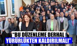 Aydınlı mali müşavirlerden alkış ve sloganlı protesto