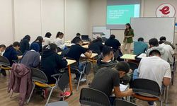 Efeler'den gençlere sınav sürecini kolaylaştıracak rehberlik programı