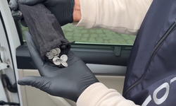 Tarihi sikke kaçırmak istediler: Yakalandılar