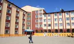 Milyonlarca öğrenciyi etkileyecek: Karnelerde flaş değişiklik!