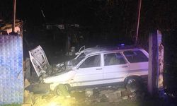 Feci Kaza: Bahçe duvarına aracı ile çarpan kişi öldü