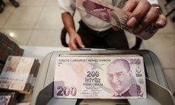 Bankada parası olanlara kötü haber! Mevduat faizleri çakıldı