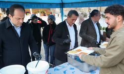 Başkan Yetişkin Işıklı Mahallesi'nde kardeşlik sofrası kurdu