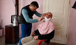 Çine’de ‘Evde Tıraş’ hizmetleri büyüklerin yanında