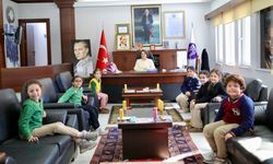 Didim’de öğrencilerden Başkan Gençay’a ziyaret