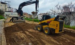 Büyükşehir’den 17 ilçede eş zamanlı yol hamlesi