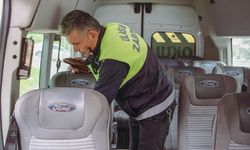 Kuşadası’nda zabıtadan servis araçlarına denetim