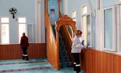 Söke’de ramazan öncesinde cami temizliği