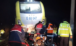 Yolcu treni raydan çıktı!