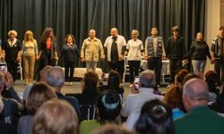 Kuşadası’nda tiyatro coşkusu başladı