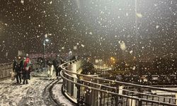 Kuvvetli kar yağışı başlıyor! Meteoroloji gece saatleri için uyardı