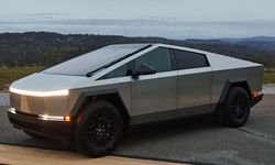 Tesla beklenen ilgiyi görmeyince fiyat kırdı: Lüks otomobilin fiyatı 657 bin lira birden düştü