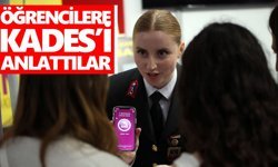 Aydın’da gençlerden jandarma standına yoğun ilgi