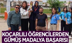 Koçarlılı öğrencilerden gümüş madalya başarısı