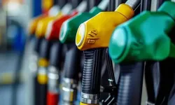 Benzine, motorine zam ya da indirim var mı? 5 Eylül benzin ve motorin fiyatları bugün ne kadar oldu, mazot litre fiyatı kaç TL?
