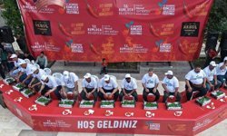 Festivalde 3 dakikada 474 gram acı biber yedi