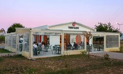 Gençlerin yeni adresi: Yurt Kafe ve Işıklı Parkı yoğun ilgi görüyor