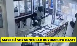 Kuyumcuda korku dolu anlar: Silahlı iki kişi altınları gasp etti
