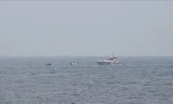 Alabora olan teknede can pazarı: 3 kişi kurtuldu, 3 kişiden haber yok