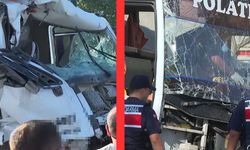 Özel halk otobüsü kamyonla çarpıştı: 2 ölü, 25 yaralı