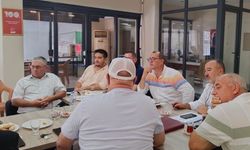 Kuşadası CHP İlçe Başkanlığı'nda yeni yönetim görev dağılımını yaptı