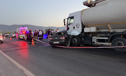 Yabancı plakalı otomobildeki karı koca kazada can verdi