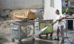 Kuşadası’nda kötü kokuya geçit yok! Konteynerler tek tek dezenfekte edildi