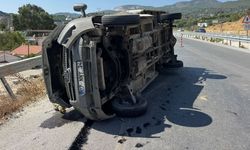 Söke'de korkutan kaza: Kamyon devrildi