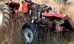 Tır traktöre çarptı, ortalık savaş alanına döndü! Acı haber hastaneden geldi