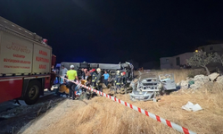 Akşam vakti kahreden kaza: 7 ölü, 13 yaralı