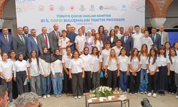 Bakan Göktaş, Aydın'da sıfır atık ve iklim için çocuklarla bir araya geldi