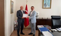 Sultanhisar’da Tarım Müdürlüğü’nde görev değişimi: Bozbek başarı belgesiyle uğurlandı