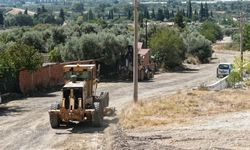Çerçioğlu’ndan kırsal mahallelere yol hizmeti