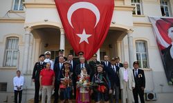 Kuşadası’nda 104 yıllık kurtuluş coşkusu