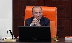 AK Parti'li Bozdağ istifa etti