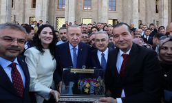 Aydın’dan Erdoğan’a Efe Fesi hediyesi!