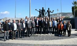 Kuşadası’nda muhtarlardan anlamlı mesaj: Vatandaşın ilk kapısıyız