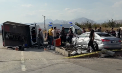 Milletvekilinin bulunduğu konvoy kaza yaptı: 1 ölü, 7 yaralı