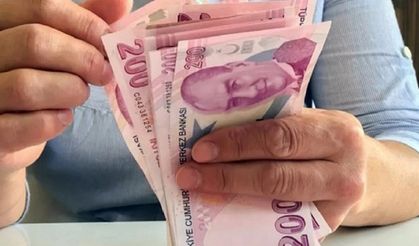 Hükümete Yakın İsim Herkesi Şaşırttı! Asgari Ücrete Gelecek Zammı Açıkladı