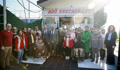 Rektör Kent, engelli bireyler ve aileleriyle bir araya geldi