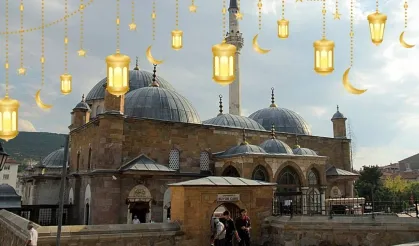 Aydınlılar İçin 2026 Ramazan Takvimi Belli Oldu: İlk Sahur ve İlk İftar Vakti Ne Zaman?