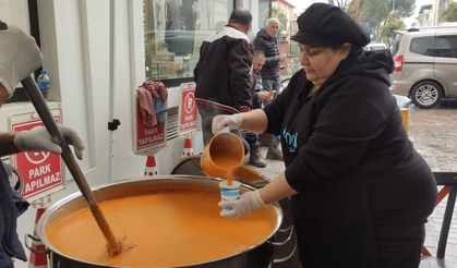 Nazilli'de Yesevi Hareketi'nden çorba ikramı